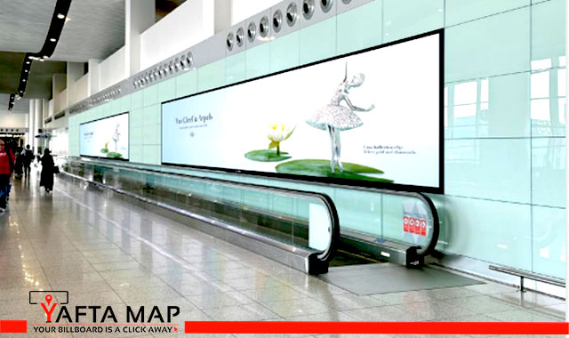 Digital screen - Domestic Terminal 5 - King Khaled Airport